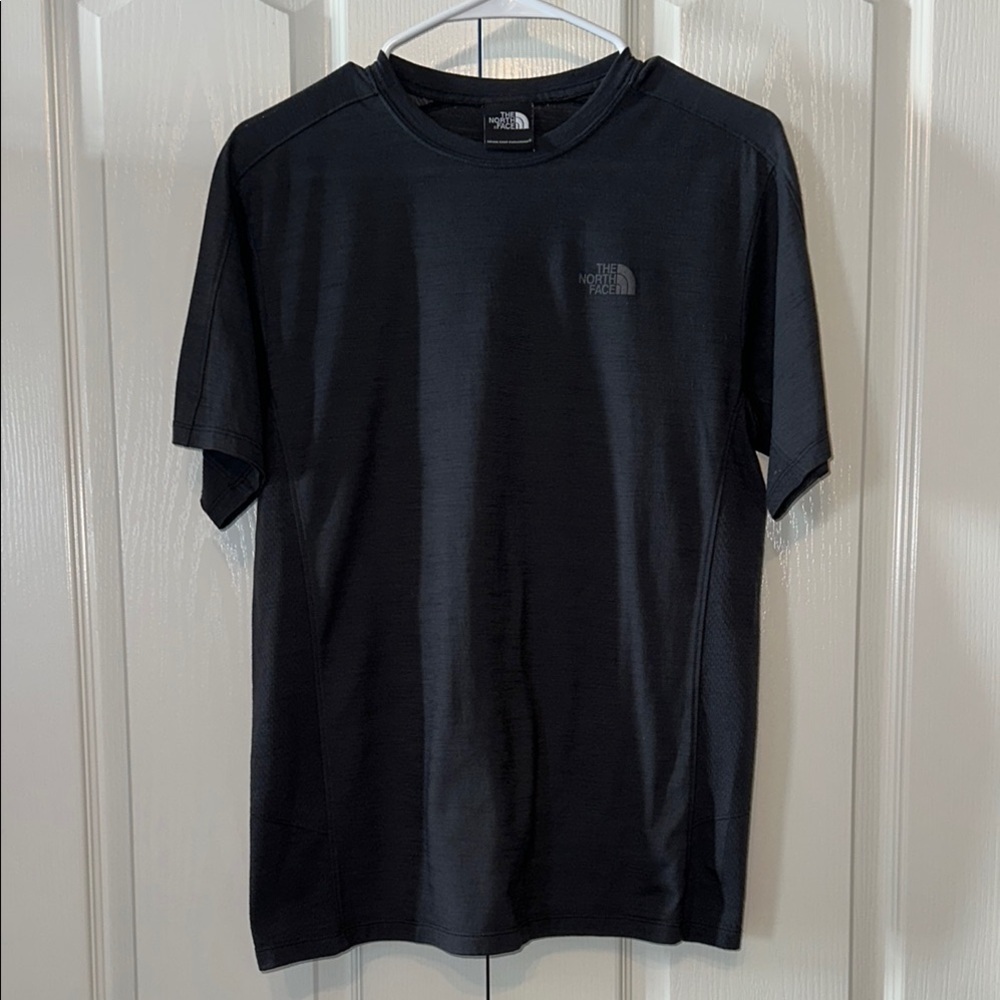 The North Face Men's Dark Tee Size S P